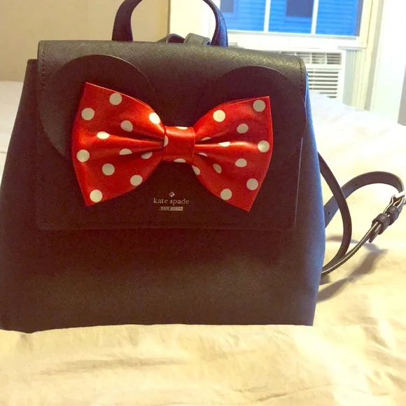 COPY - Kate Spade Leather Backpack NWT KATE SPADE LEILA LEATHER STRIPE CANVAS MEDIUM FLAP  main image 3